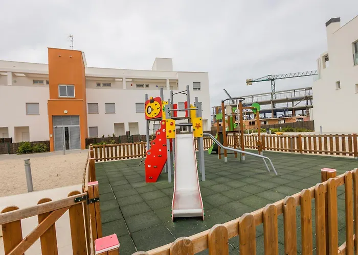 Luxurious Beachside Haven *