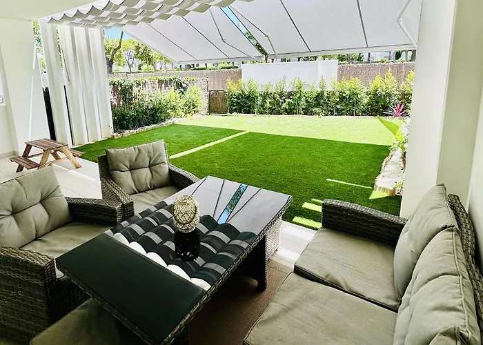 Luxurious Beachside Haven * Cadice