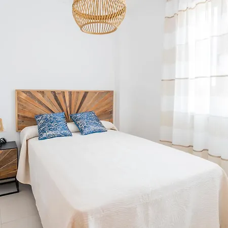 Luxurious Beachside Haven *