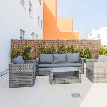 Apartment Luxurious Beachside Haven